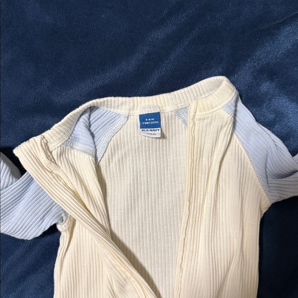 Old Navy Ribbed sleeper - Picture 2 of 4